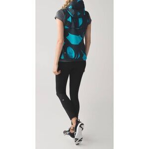 LULULEMON ATHLETICA Pack-It Vest Size 2